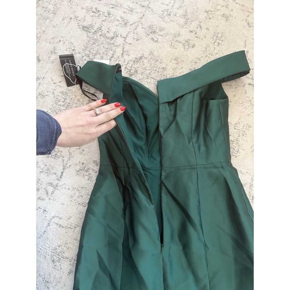 Alfred Sung Off-the-Shoulder Cuff Trumpet Gown Hunter Green Satin Size 2 D760 - Picture 7 of 9